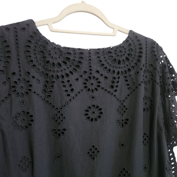 EUC CHICO'S EYELET SCALLOP HEM DRESS BLACK SZ 3.5 (18) - Picture 9 of 12